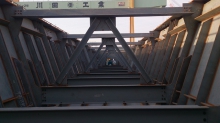野田川橋梁上部工の桁製作が進んでいます。写真は工場での仮組み状況です。
