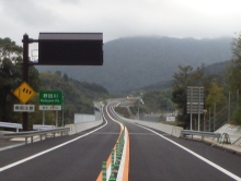 野田川高架橋（奥は与謝天橋立ＩＣ）