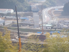石田城跡から野田川橋梁方向を望む