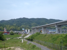 型枠、足場を撤去しました。