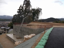 与謝野１号橋Ａ１橋台が完成しました。