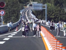 野田川高架橋も大賑わい