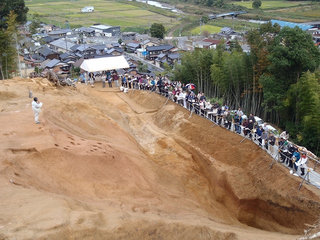 １００名程度の見学者が来場されました。